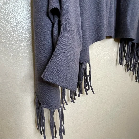 NWOT Jacket Society Lightweight Shrug Cardigan With Fringe - Picture 11 of 11